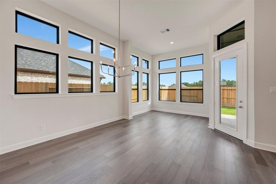 Spacious, unfurnished interior of a new home in The Highlands Encore - Harbor Collection, Porter (Image 13).