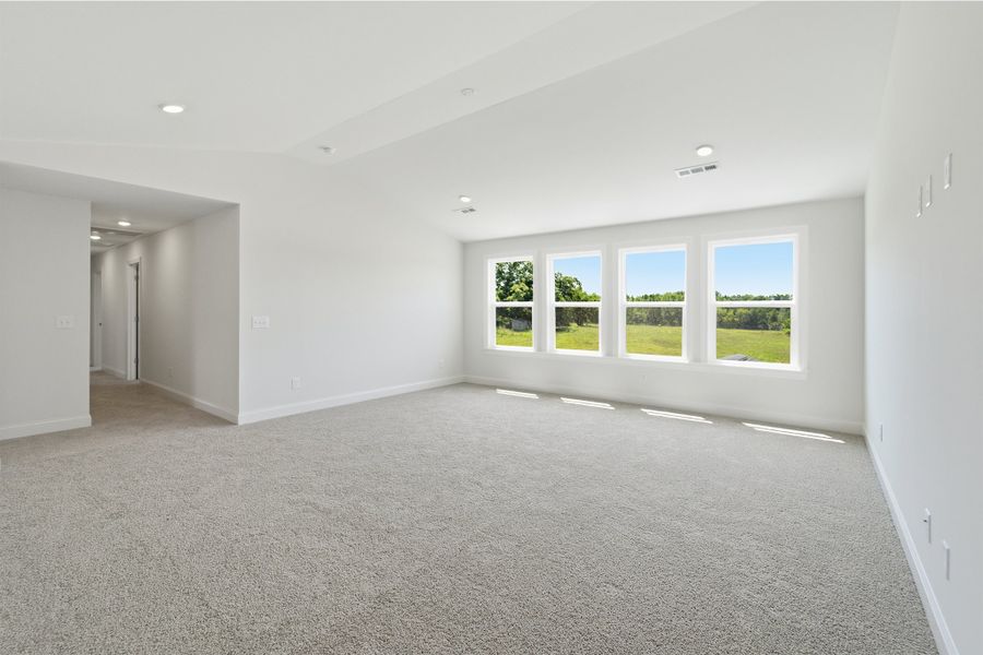 Spacious, unfurnished interior of a new home in Aden Woods, Fairview (Image 34).