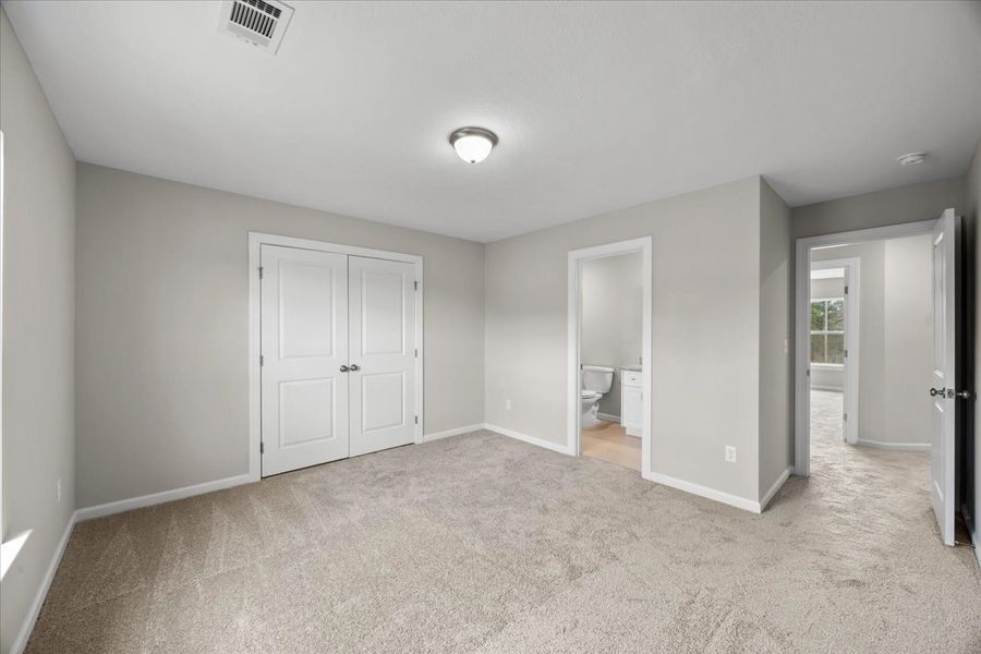 Spacious, unfurnished interior of a new home in Windsor, North Augusta (Image 27).