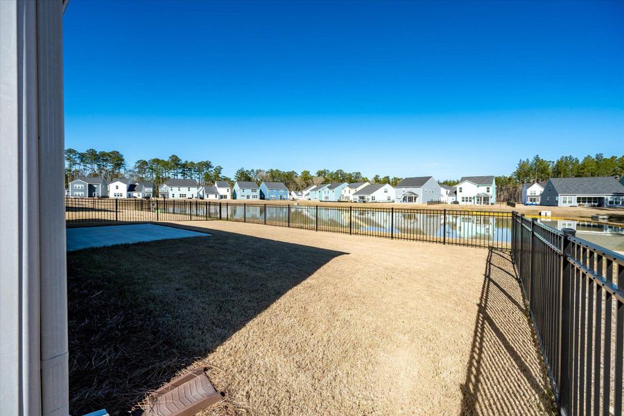 Exterior details and patio area of a home in , Ravenel (Image 4).