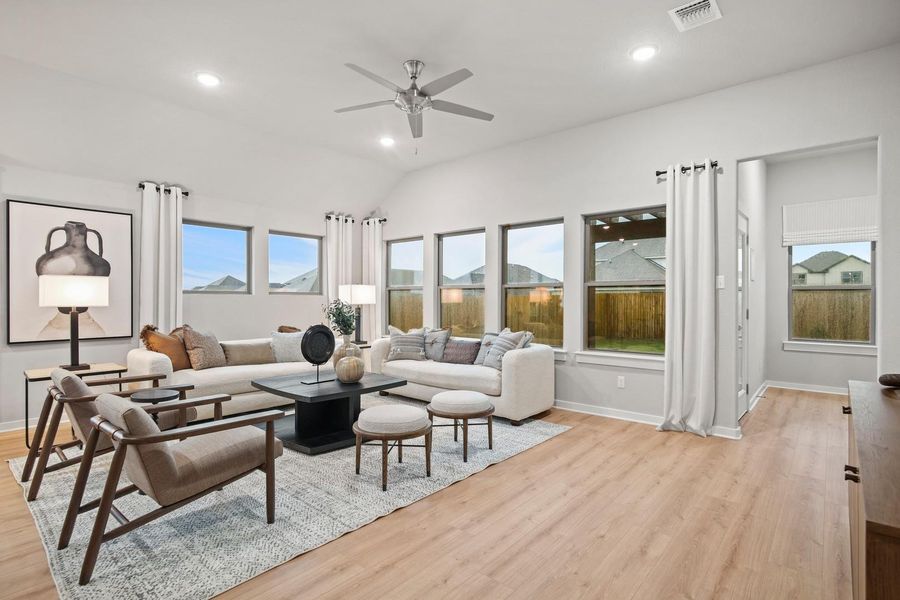 Furnished interior view inside a new home in Trinity Ranch, Elgin (Image 7).