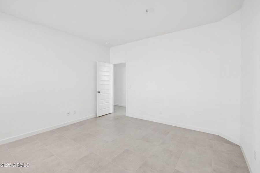 24-web-or-mls-1476-s-241st-ave