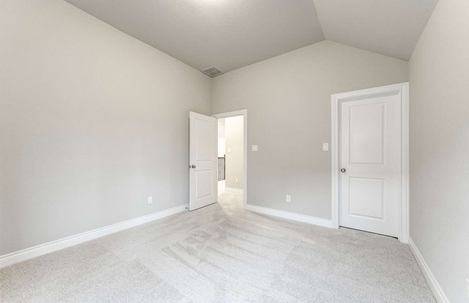 Spacious, unfurnished interior of a new home in The Highlands 55′, Porter (Image 34).