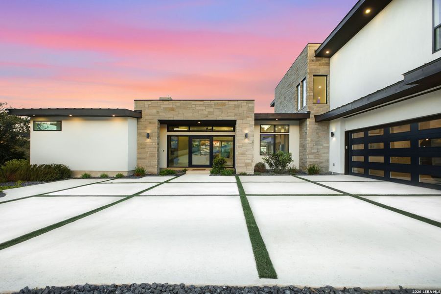 Image 51 of a home in .