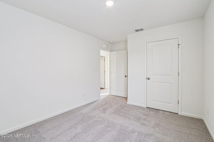 Spacious, unfurnished interior of a new home in Park Grove, Jacksonville (Image 34).