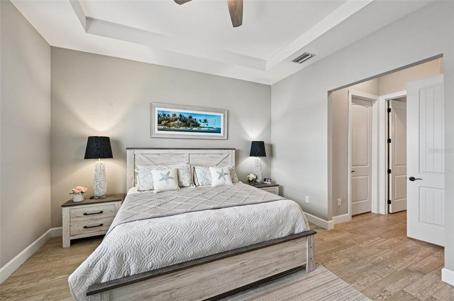 Furnished interior view inside a new home in , Englewood (Image 7).