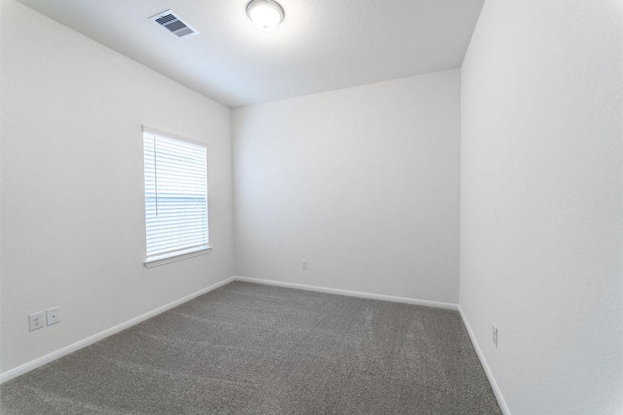 Spacious, unfurnished interior of a new home in Windrose Green, Angleton (Image 15).