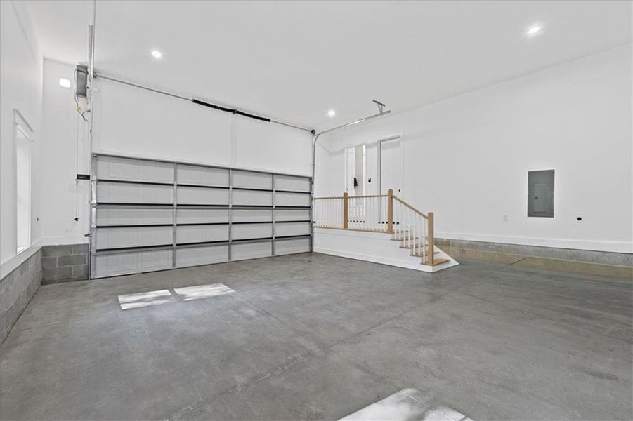 Spacious, unfurnished interior of a new home in , Decatur (Image 24).