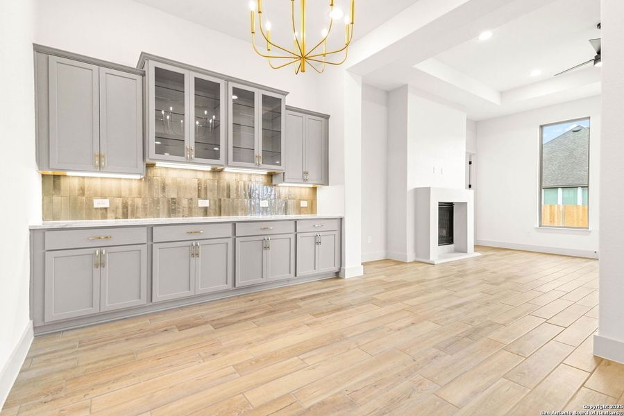 Spacious, unfurnished interior of a new home in Ventana - 70', Bulverde (Image 28).