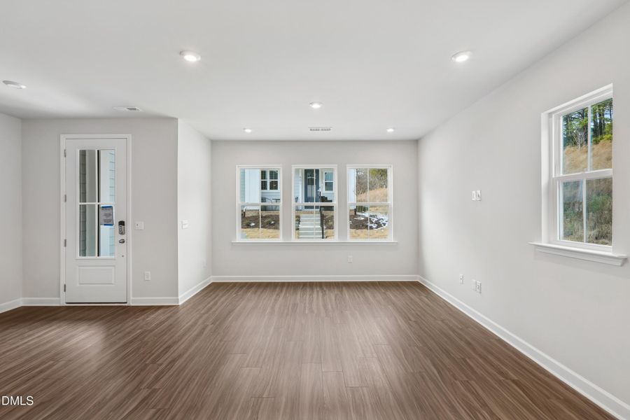 Mews at Holding Village 105_Dining Livin