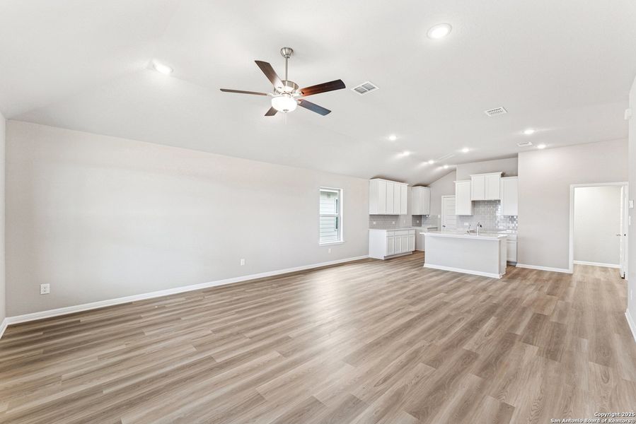 Image 39 of a home in Mesquite Ridge. Image 39 of a home in Mesquite Ridge.