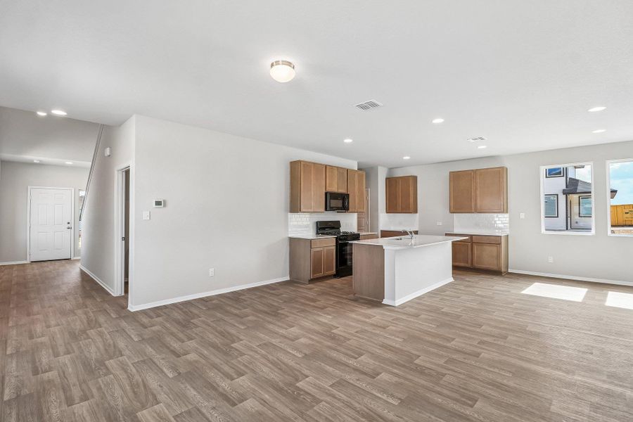 Furnished interior view inside a new home in Hunters Ranch, San Antonio (Image 6).