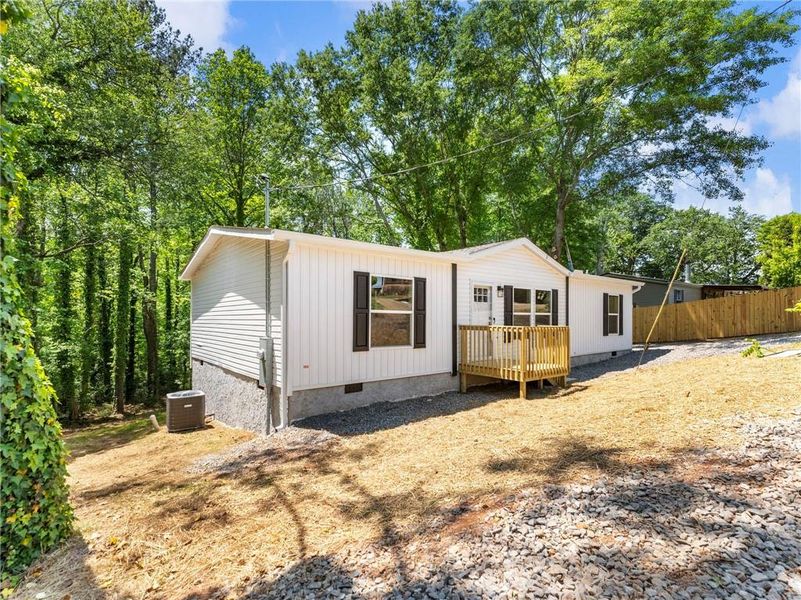 Exterior details and patio area of a home in , Gainesville (Image 23).