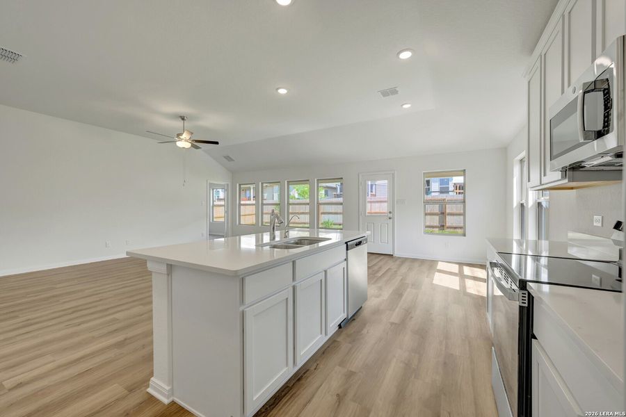 Furnished interior view inside a new home in Greenspoint Heights, Seguin (Image 12). Furnished interior view inside a new home in Greenspoint Heights, Seguin (Image 12).