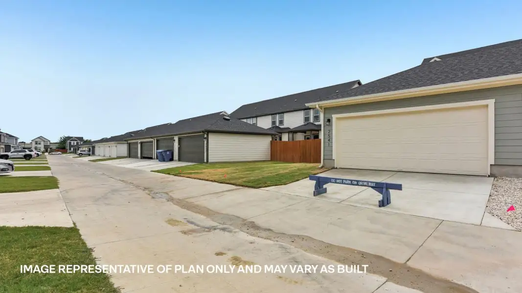 Exterior details and patio area of a home in Avery Centre, Round Rock (Image 34).