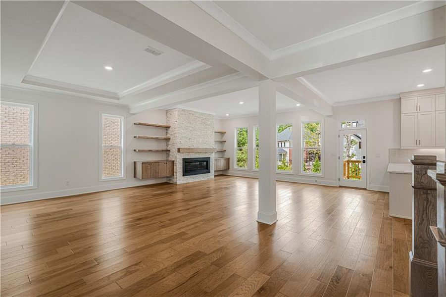 Spacious, unfurnished interior of a new home in Bellwyn, Johns Creek (Image 23).