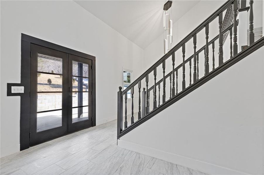Spacious, unfurnished interior of a new home in , Gainesville (Image 21).