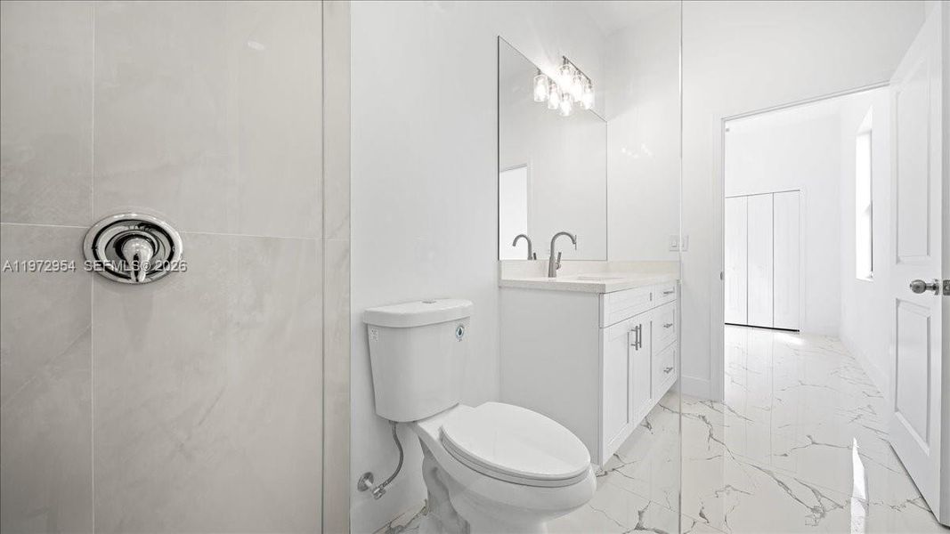 Furnished interior view inside a new home in , Lehigh Acres (Image 12).