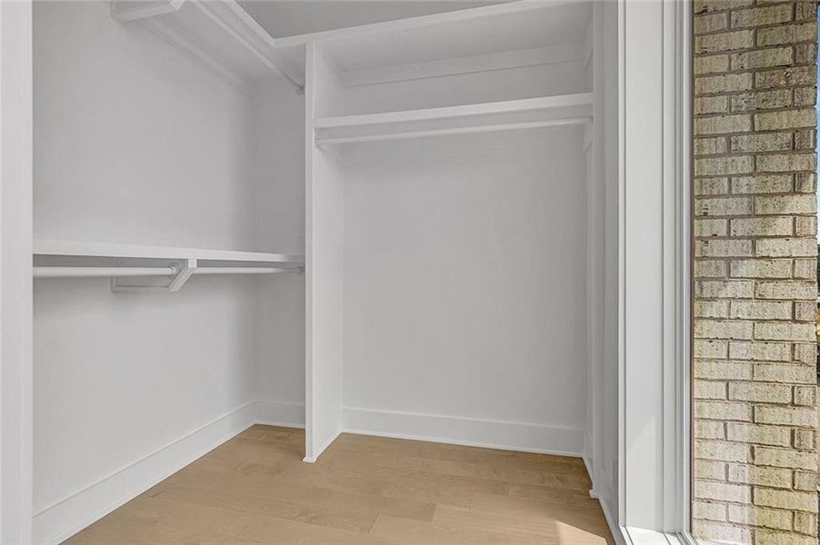 Spacious, unfurnished interior of a new home in Trilith, Fayetteville (Image 16).