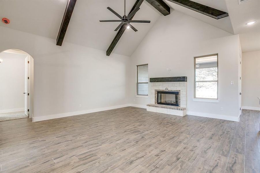 Spacious, unfurnished interior of a new home in , Springtown (Image 23).