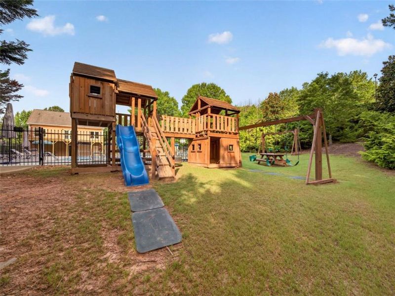 Community amenities in , Dallas (Image 33). Community amenities in , Dallas (Image 33).