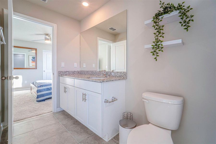 Jack n Jill Bathroom