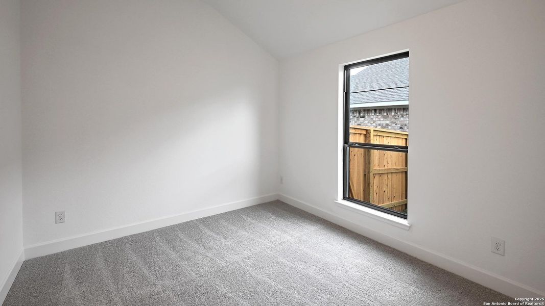 Spacious, unfurnished interior of a new home in Veramendi 60', New Braunfels (Image 18). Spacious, unfurnished interior of a new home in Veramendi 60', New Braunfels (Image 18).