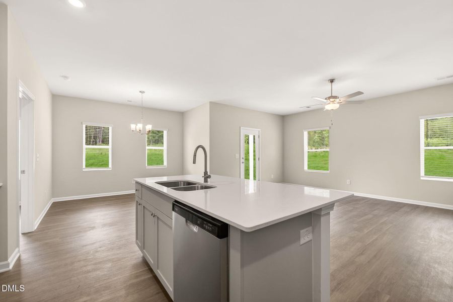 29-web-or-mls-DSC01532 29-web-or-mls-DSC01532