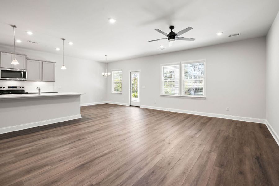 Spacious, unfurnished interior of a new home in Waterways, Richmond Hill (Image 31). Spacious, unfurnished interior of a new home in Waterways, Richmond Hill (Image 31).