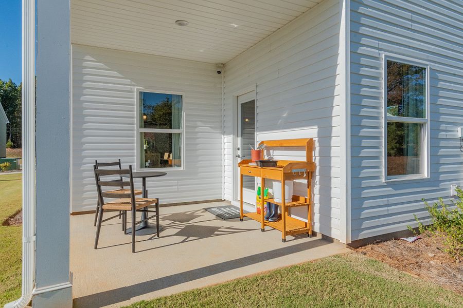 The Braselton II - Covered Patio