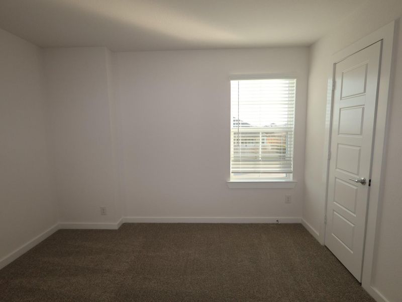 Spacious, unfurnished interior of a new home in Summerview, Fulshear (Image 19). Spacious, unfurnished interior of a new home in Summerview, Fulshear (Image 19).