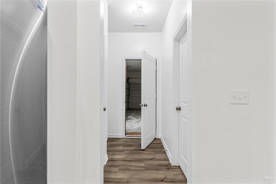 Spacious, unfurnished interior of a new home in Alcovy Trace, Lawrenceville (Image 36).