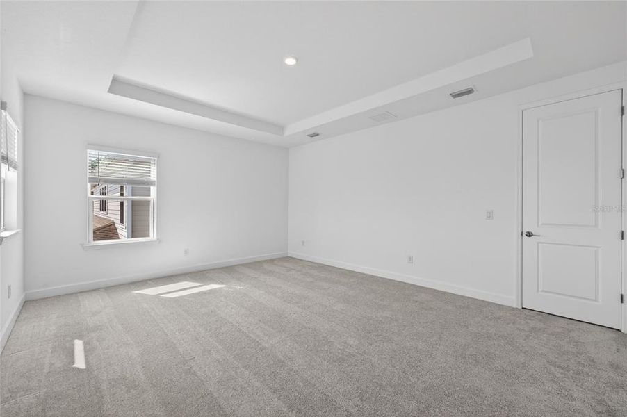 Spacious, unfurnished interior of a new home in River Landing, Wesley Chapel (Image 20). Spacious, unfurnished interior of a new home in River Landing, Wesley Chapel (Image 20).