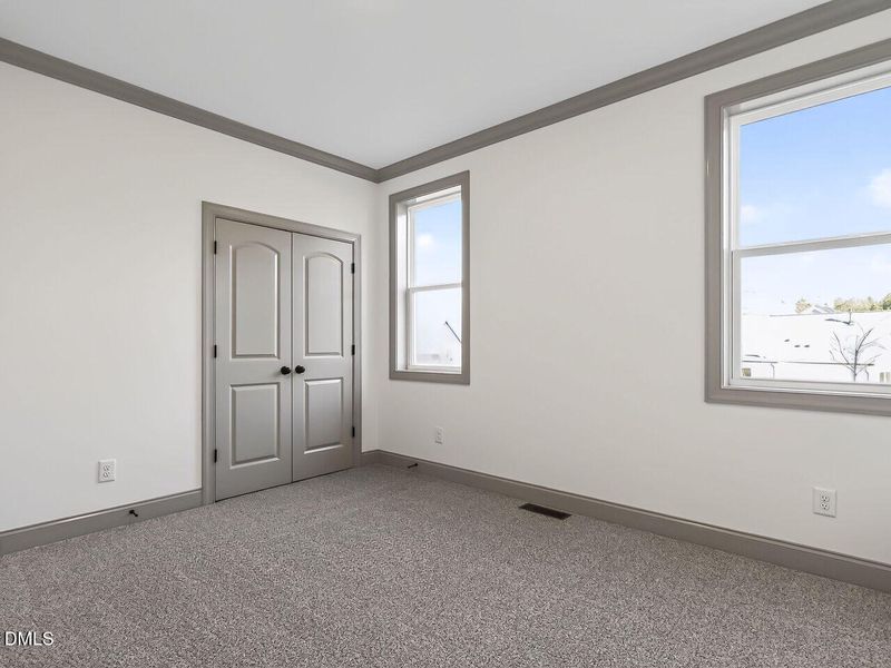 025-1280x960-bedroom 025-1280x960-bedroom