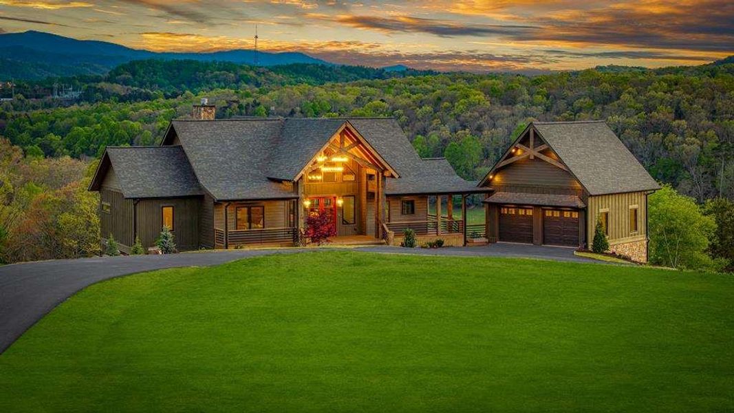 Community amenities in , Blue Ridge (Image 52).