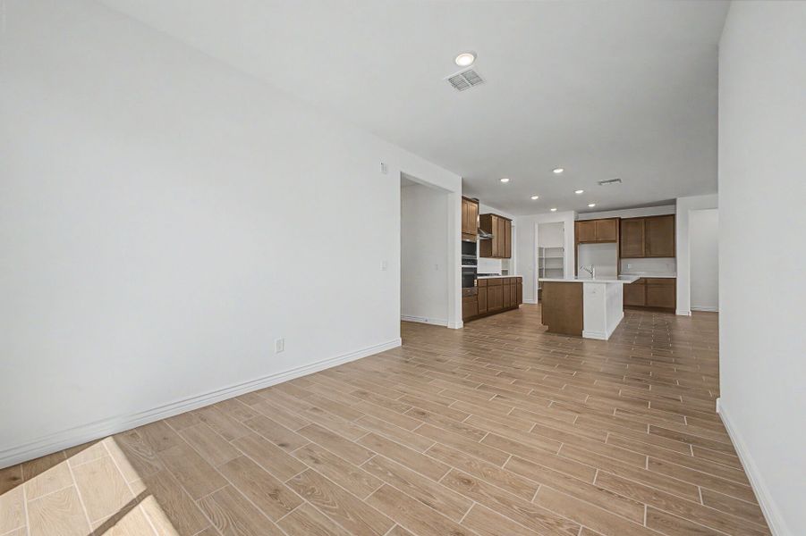 Spacious, unfurnished interior of a new home in Miravida, Surprise (Image 8).