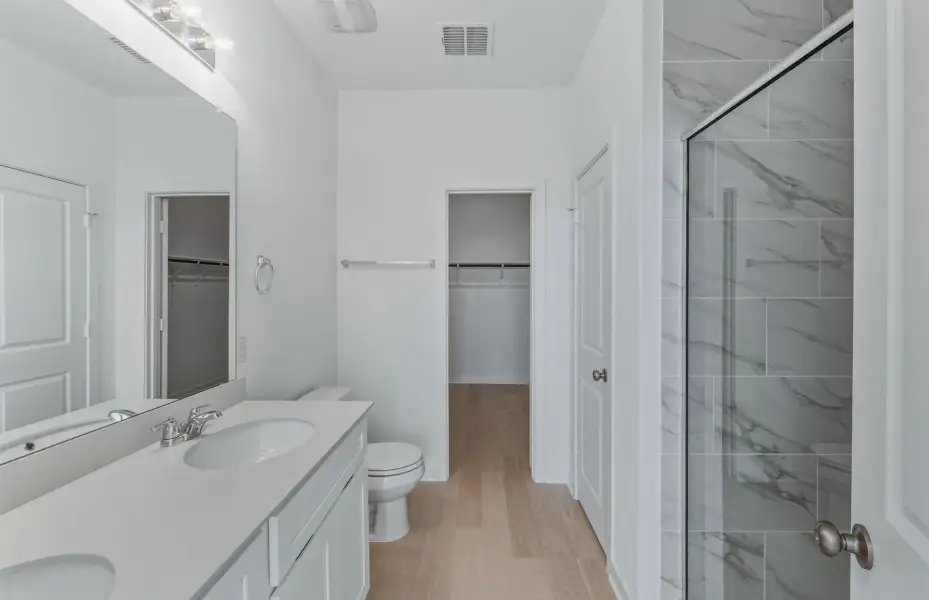 Furnished interior view inside a new home in Sunfield, Buda (Image 7).