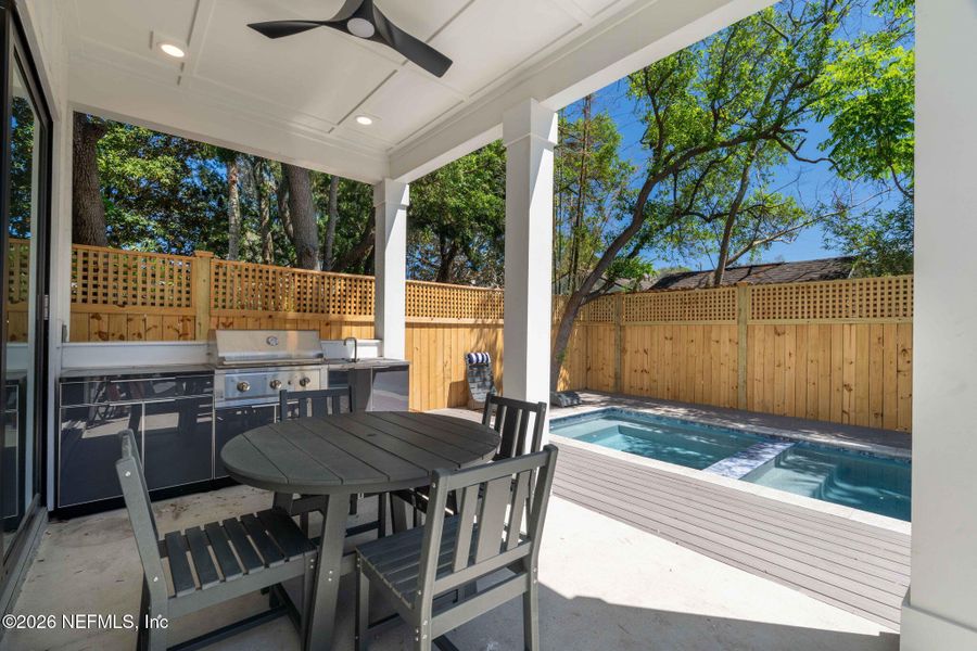Exterior details and patio area of a home in , Jacksonville Beach (Image 47).