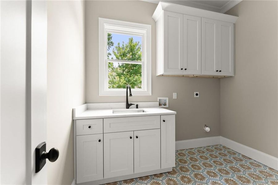 Furnished interior view inside a new home in , Gainesville (Image 13).