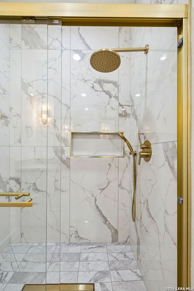 Close-up of interior finishes inside a home in , Floresville (Image 21).