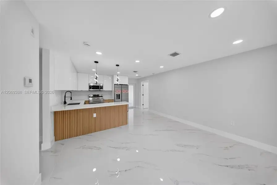 Image 29 of a home in .