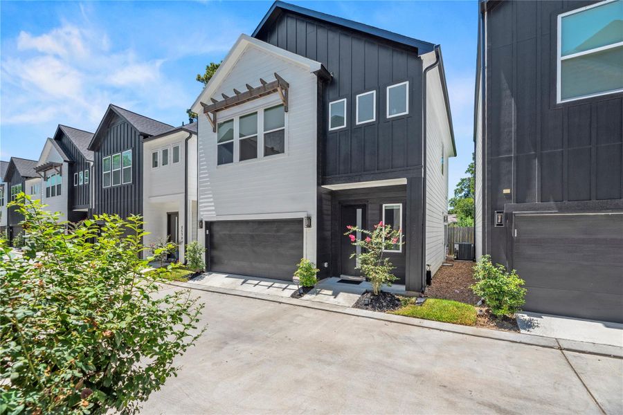 Front exterior of a new home in , Houston, TX, highlighting curb appeal (Image 2). Front exterior of a new home in , Houston, TX, highlighting curb appeal (Image 2).