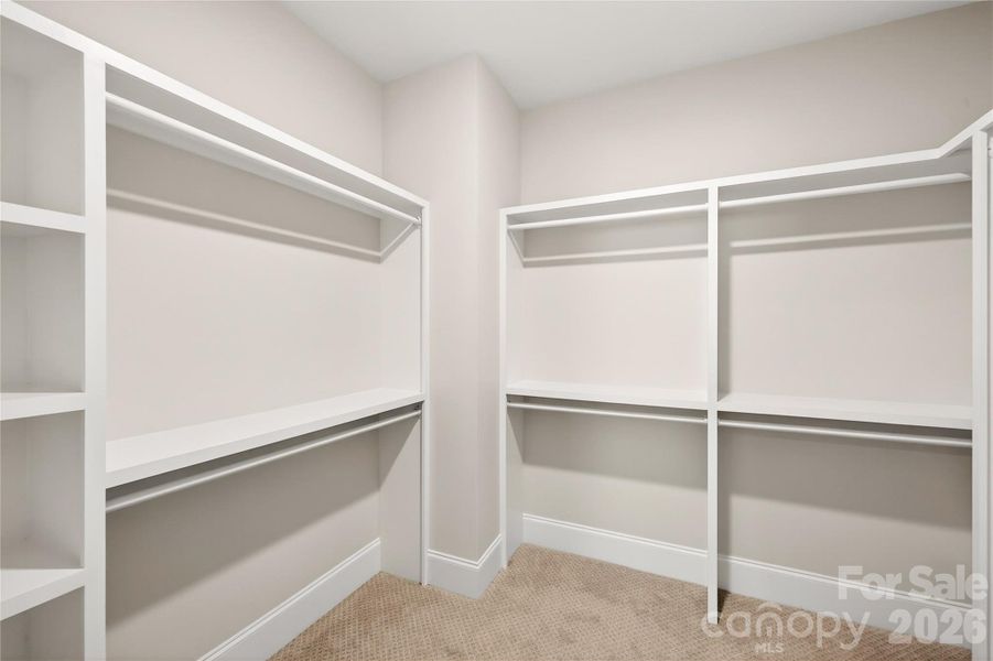 Spacious, unfurnished interior of a new home in , Mint Hill (Image 23).