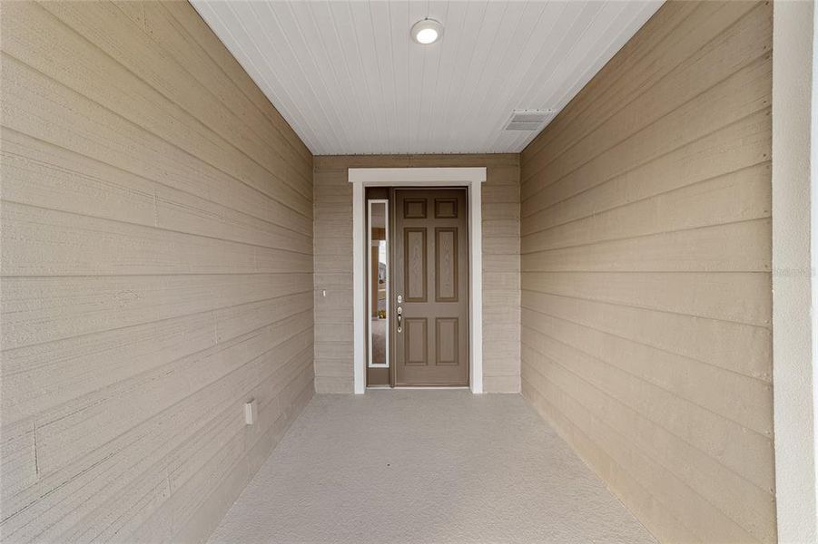 Exterior details and patio area of a home in Calesa Township, Ocala (Image 24).