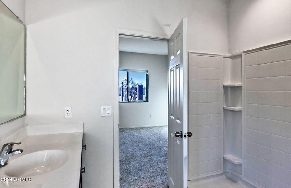 19 - Owner Bathroom