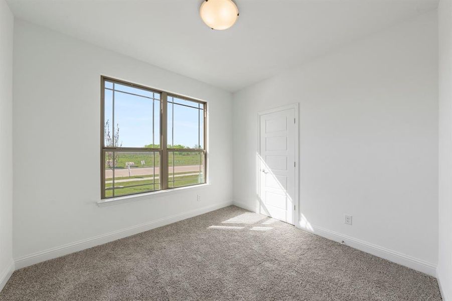 Spacious, unfurnished interior of a new home in , Venus (Image 22). Spacious, unfurnished interior of a new home in , Venus (Image 22).