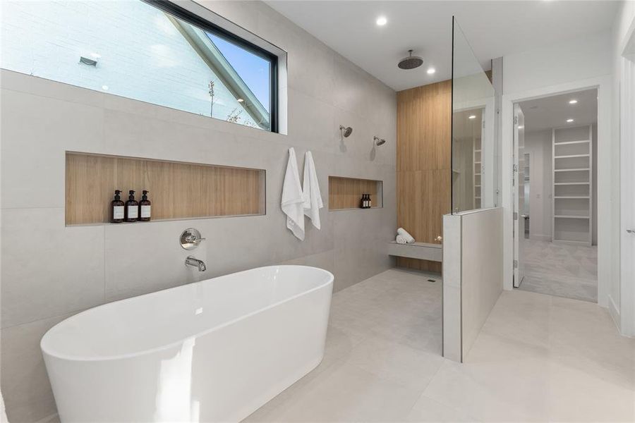 Furnished interior view inside a new home in , Dallas (Image 15).