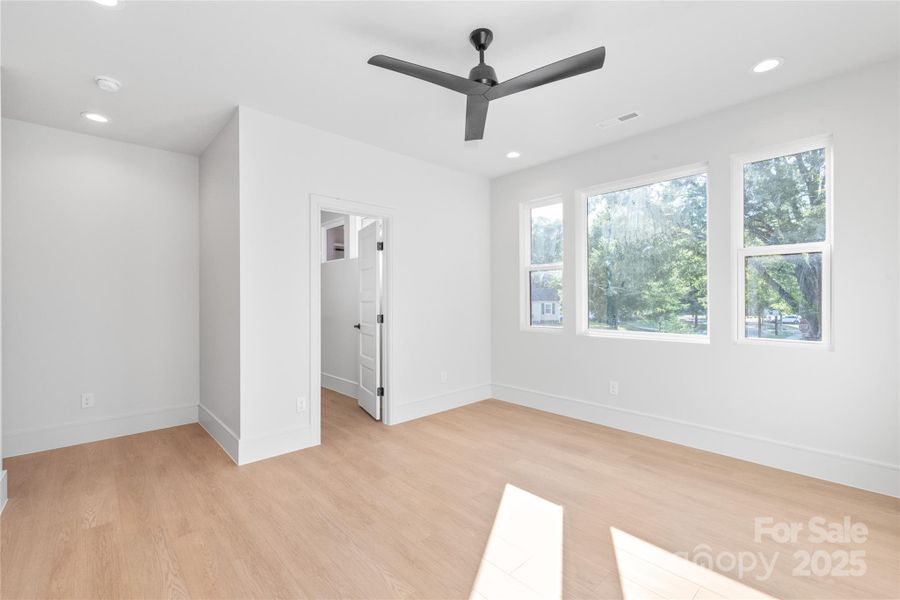 Spacious, unfurnished interior of a new home in , Charlotte (Image 29).