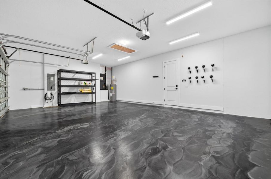 28 - Garage Metallic Epoxy Floor 28 - Garage Metallic Epoxy Floor