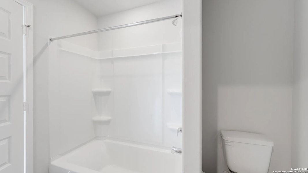 Furnished interior view inside a new home in Las Colinas, Kenedy (Image 5). Furnished interior view inside a new home in Las Colinas, Kenedy (Image 5).